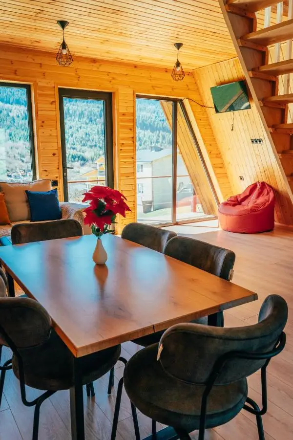 A-frame Wonder Mountain Chalet