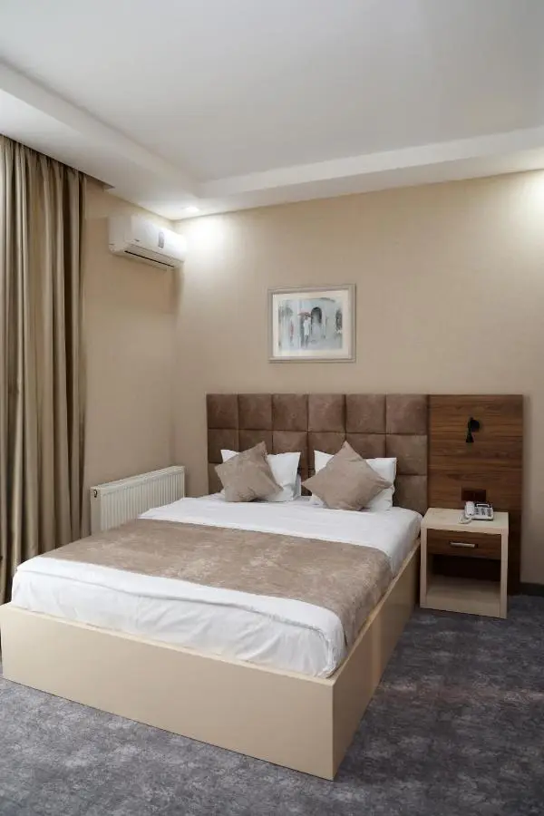Aniko Hotel