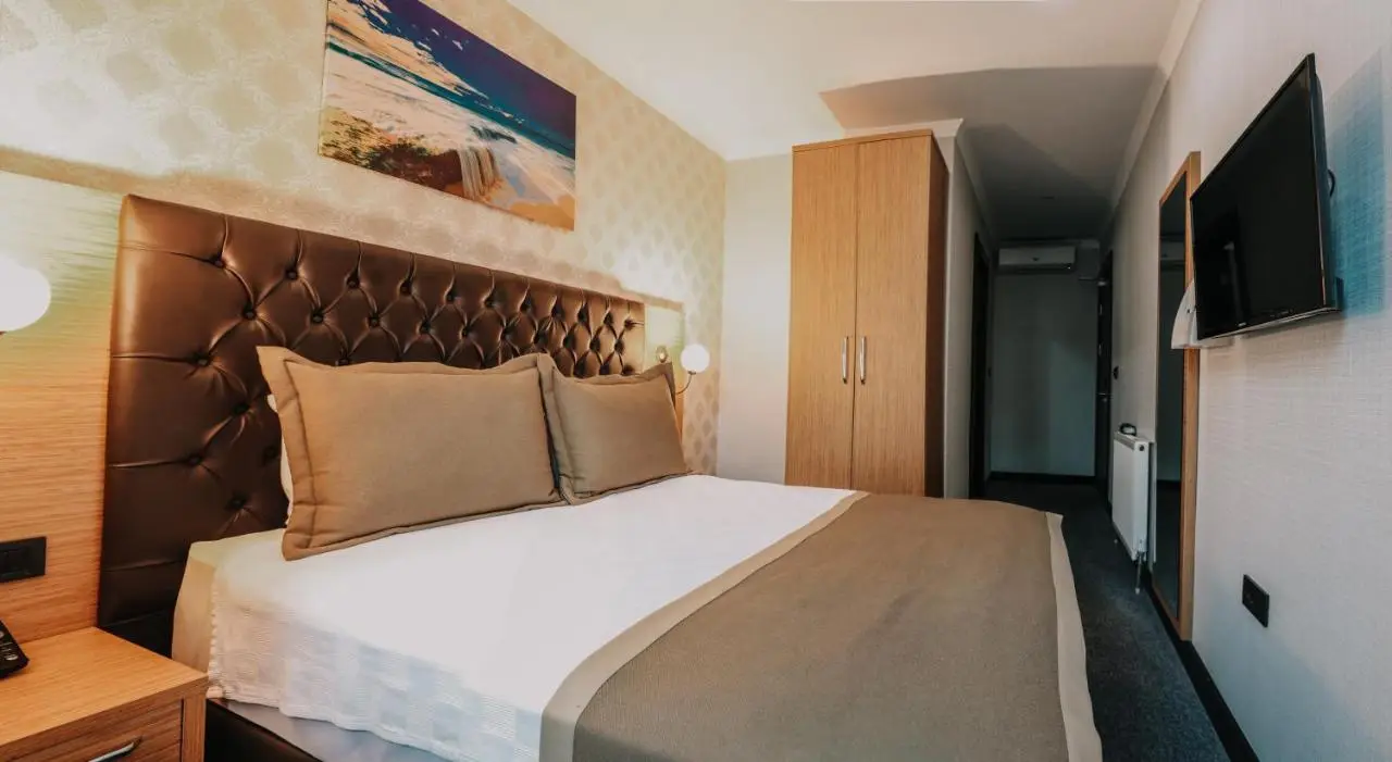 Otel Grand Lark İstanbul