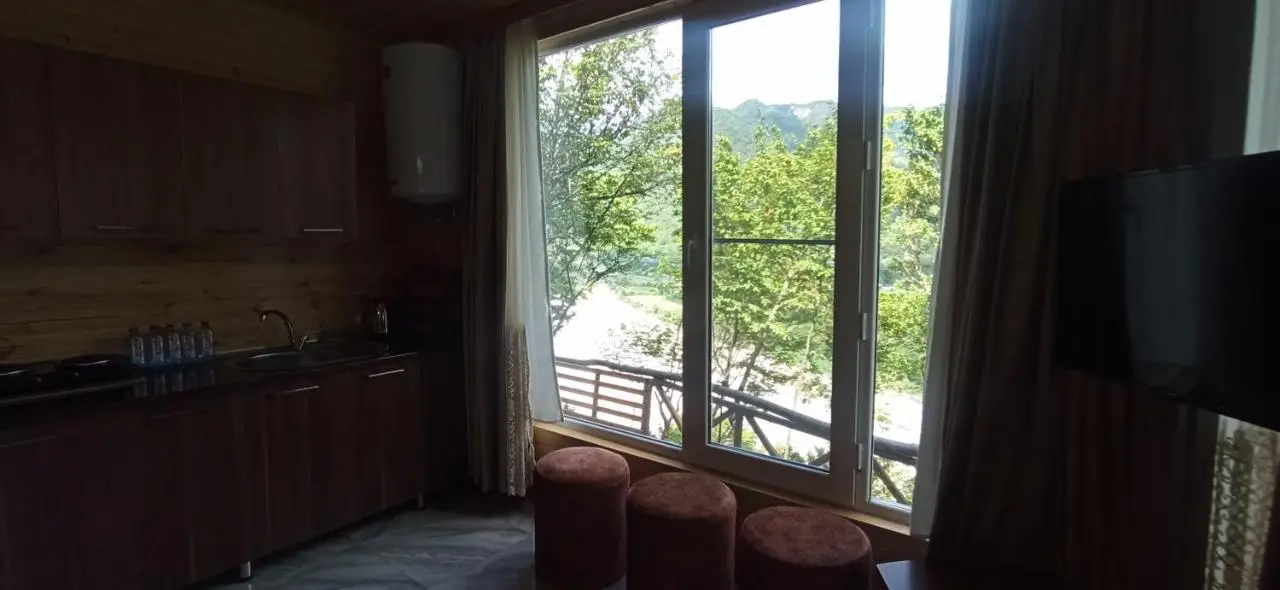 Kungut Hotel & Restaurant