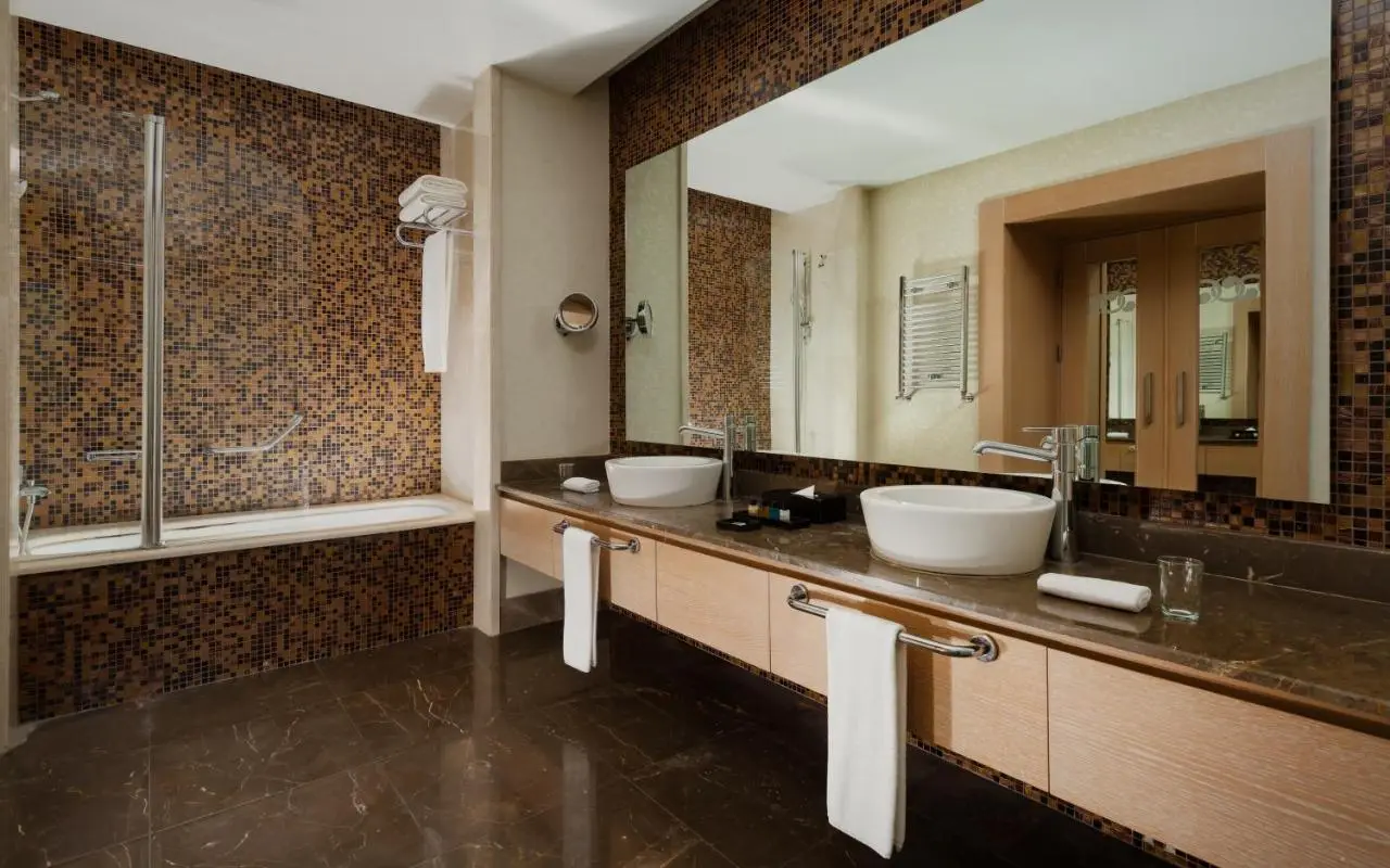 Badamdar Hotel and Residences
