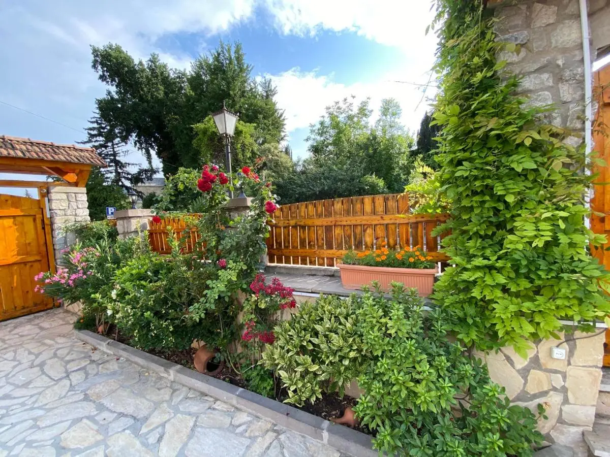 Hotel Aragvi