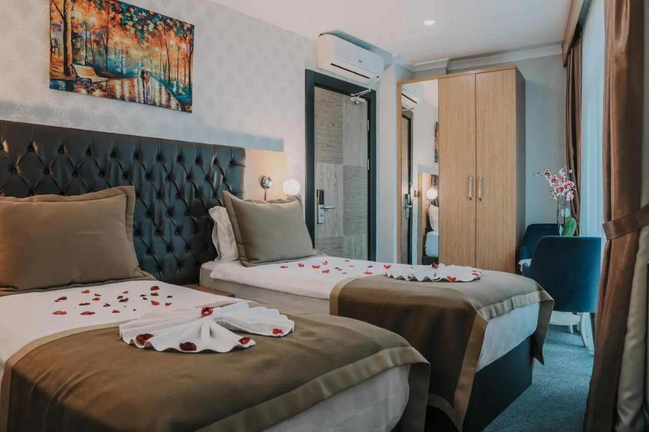 Otel Grand Lark İstanbul
