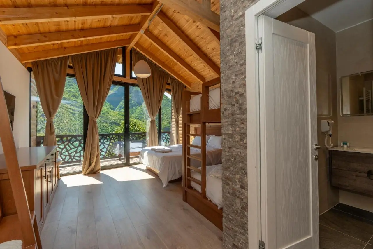 Hotel 5 Stinet