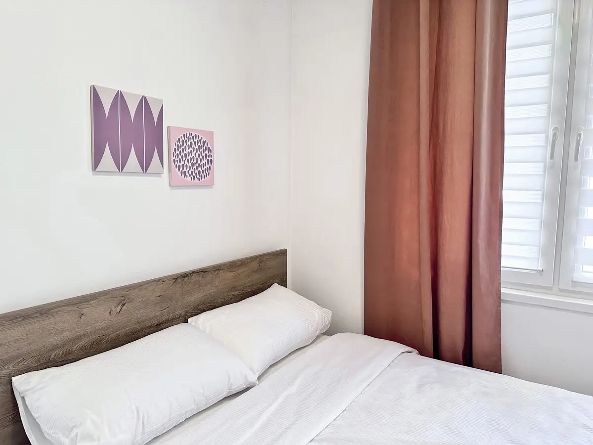Stylish Apartment Close to Everything