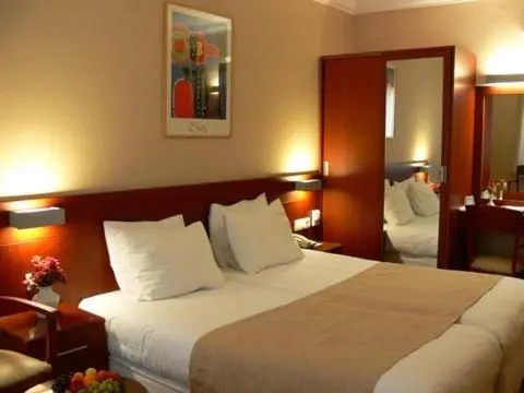 Feronya Hotel