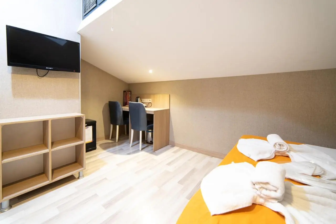 Mardy Suit Hotel