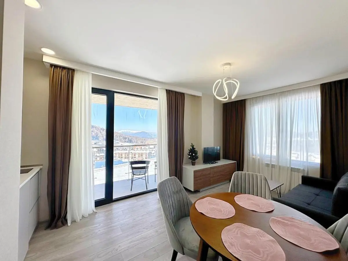 Crystal Loft Block C Apartment with views