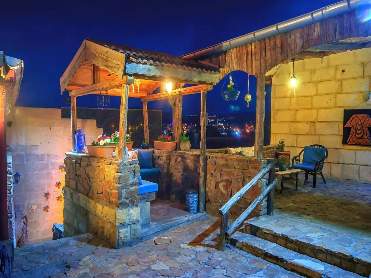 Adanos Konuk Evi