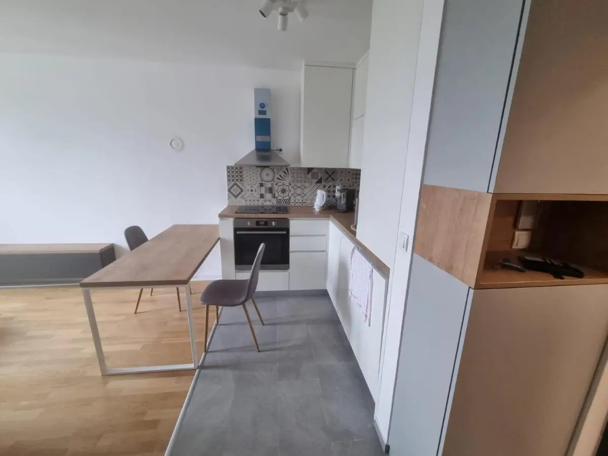 Airport Penthouse Apartments