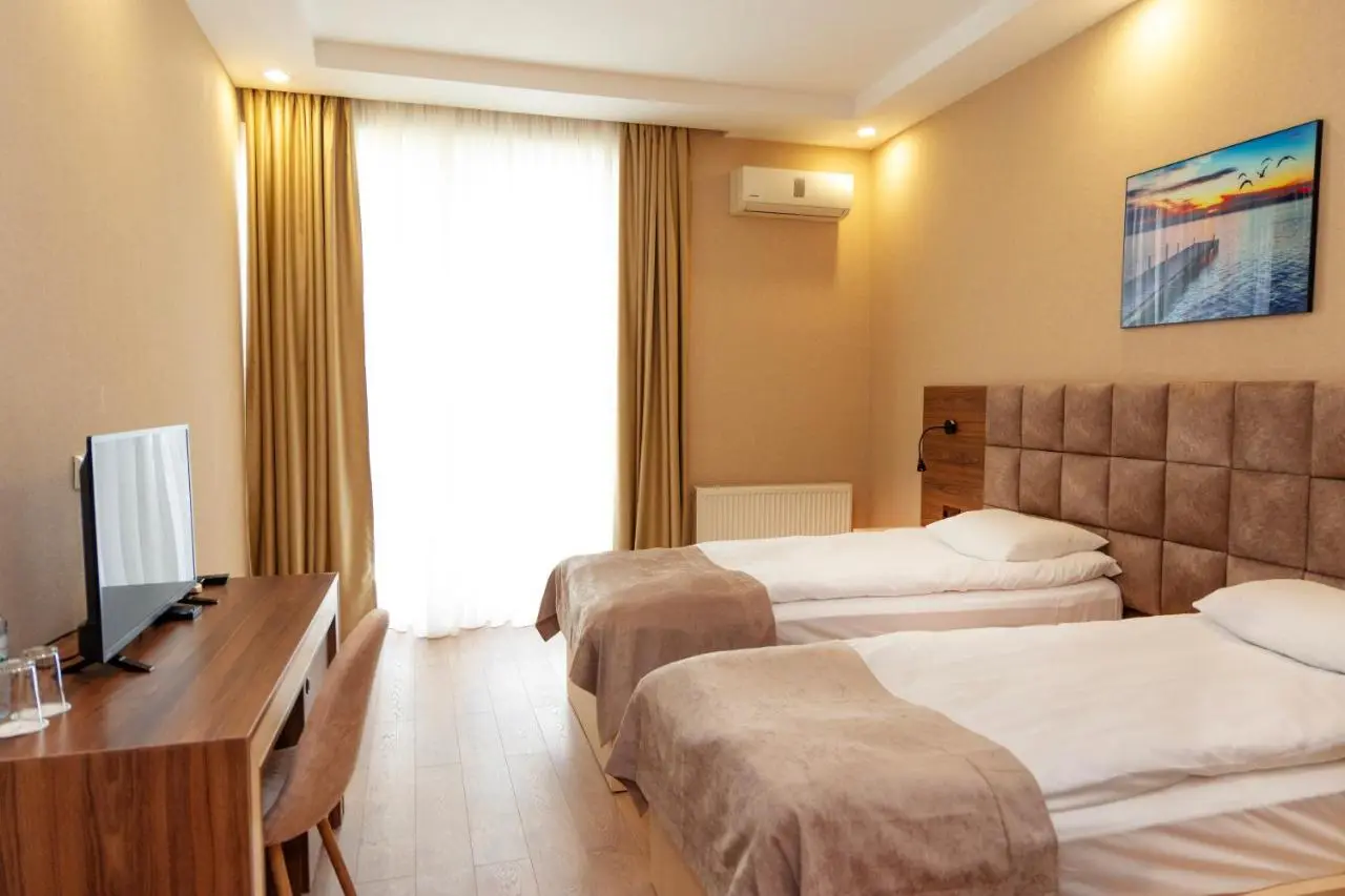 Aniko Hotel