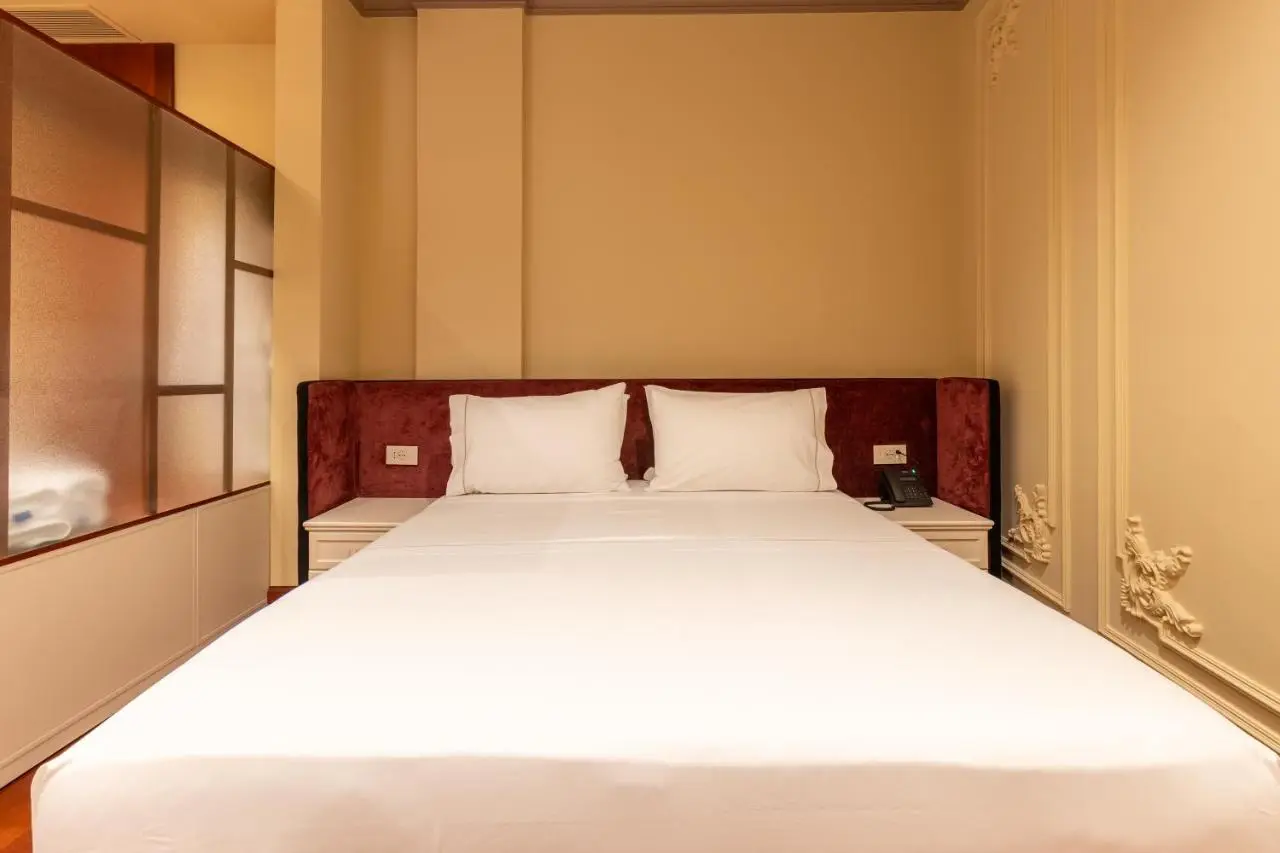 Vatër Hotel