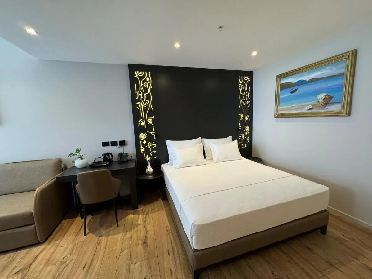 Arka Art Hotel