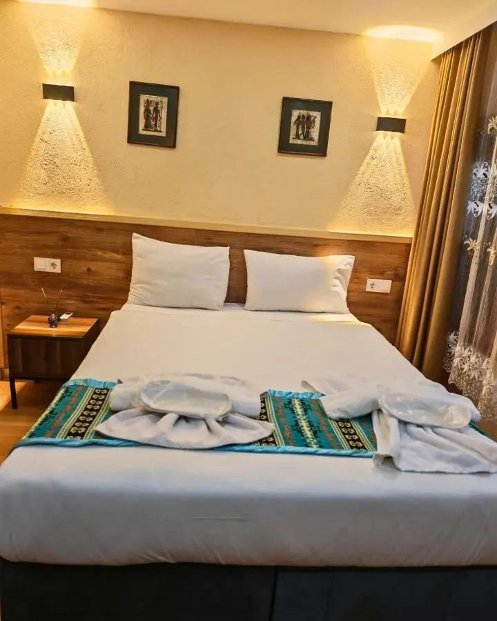 Otantik Hotel