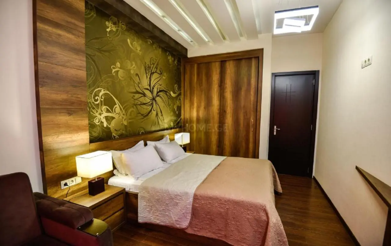 Freedom Square Apartment