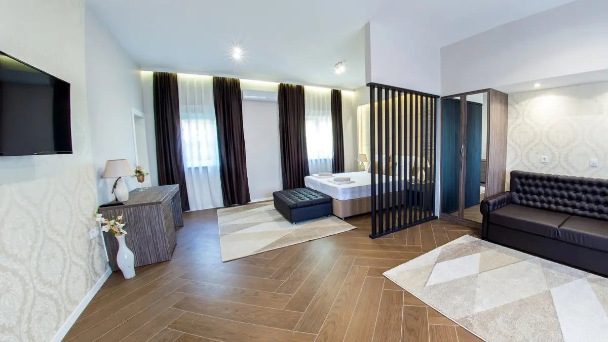 Luxury Villa with Private Pool and Jacuzzi