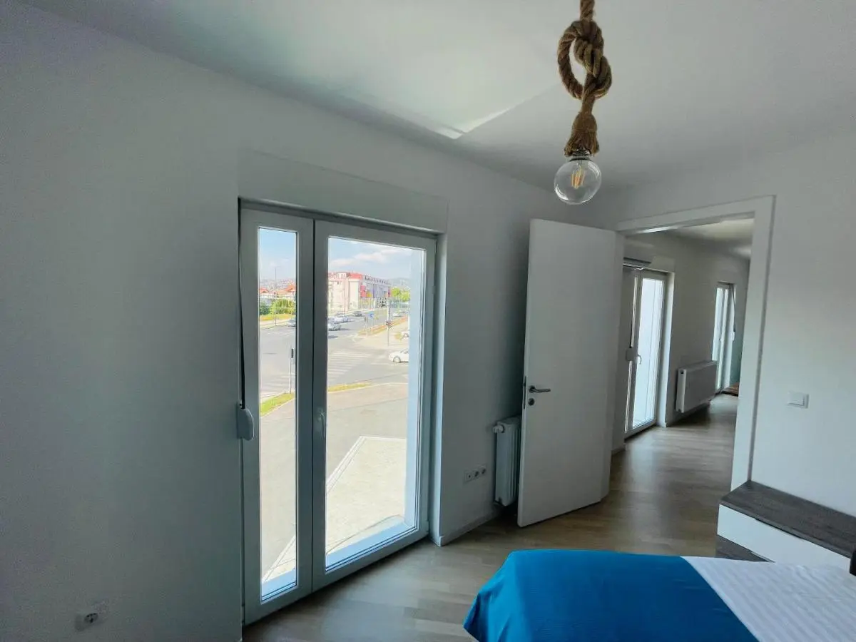 Apartment 7