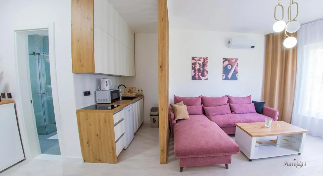Royal Terrace Apartments