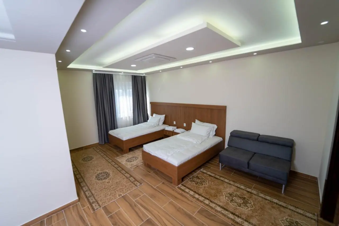 Al Hayat Apartments