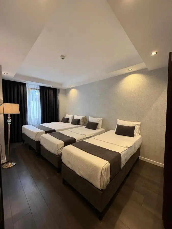 Grand Armada Hotel