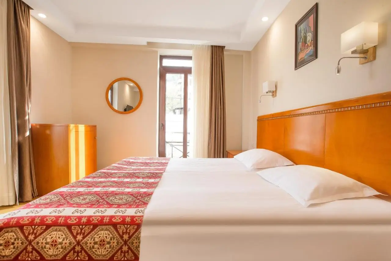 Urban Boutique Hotel