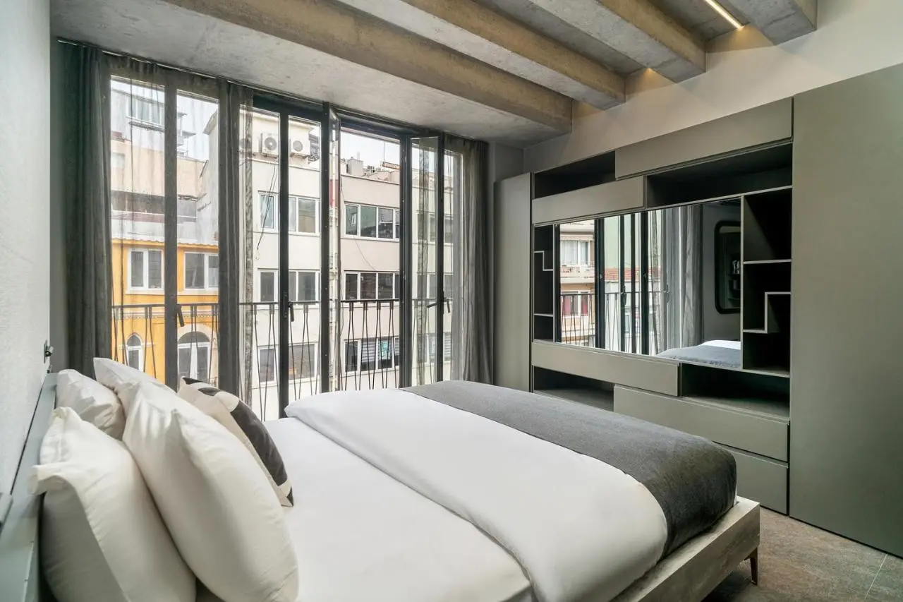 RA Apartments