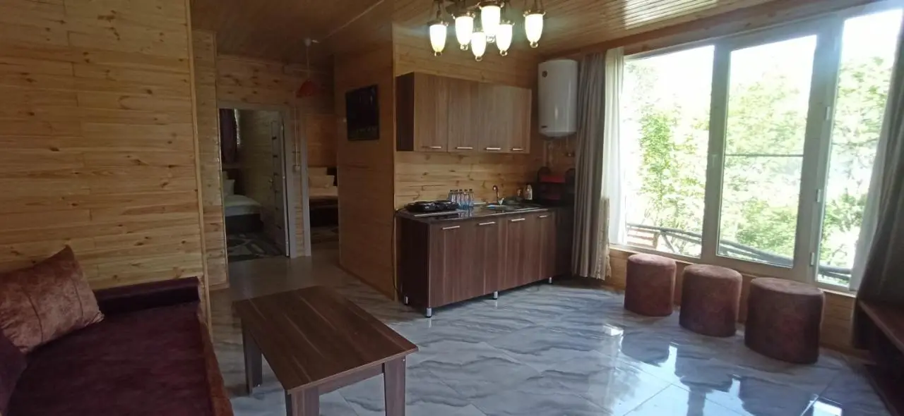 Kungut Hotel & Restaurant