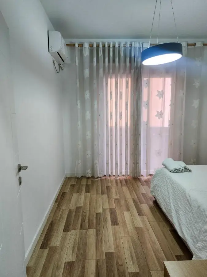 2E Apartment Myslym Shyri