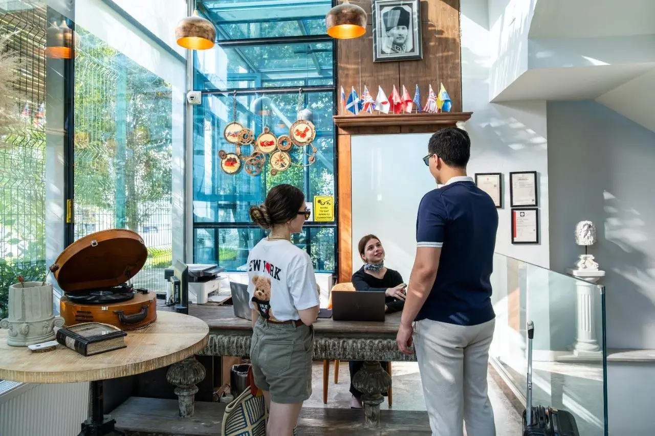Discovery Hotel
