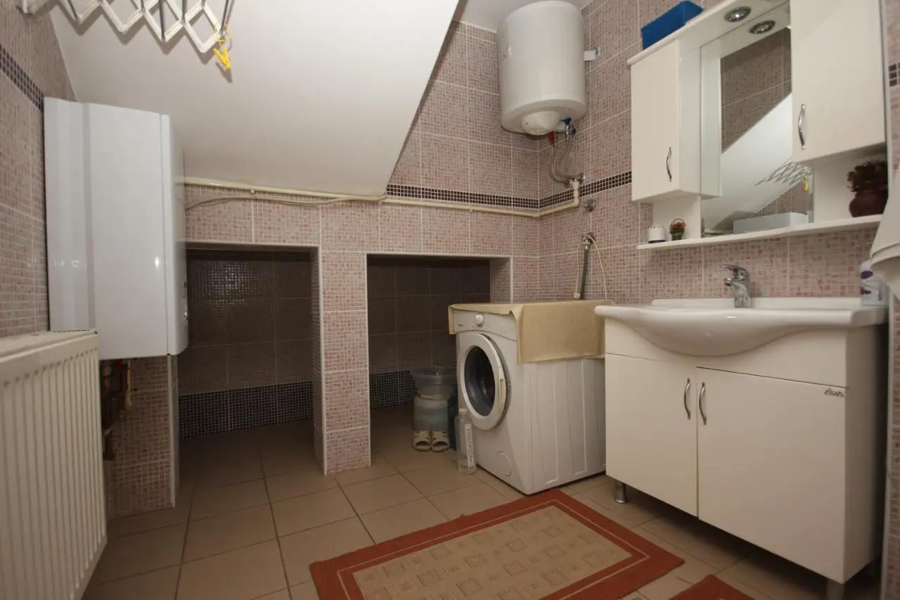 Kaya Apartments