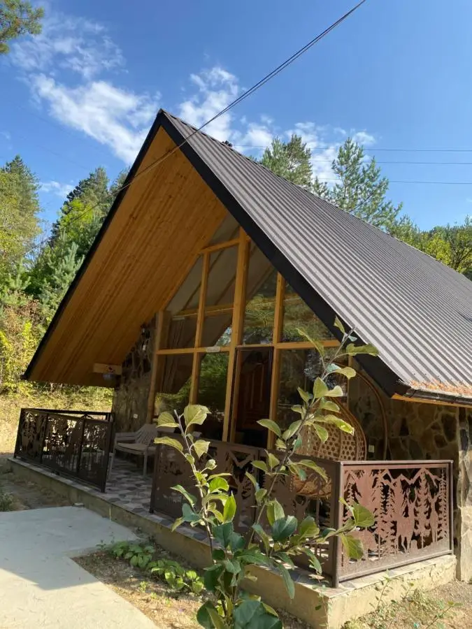EcoCottage Didi Mindori - Among the Pines