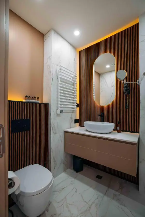 Hotel Monday by DNT Group
