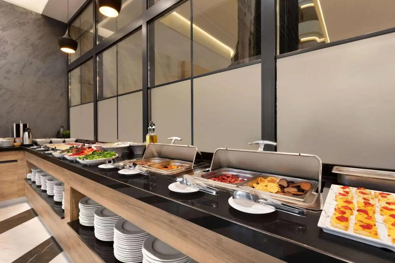 Ramada Encore By Wyndham Istanbul Basin Express