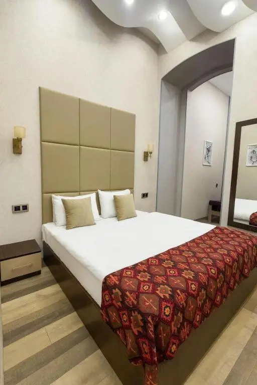 Markaz Apart and Hotel Nizami Street