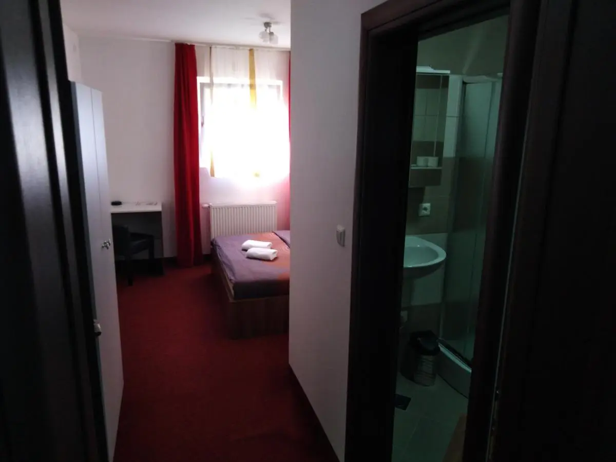 Motel Dreams