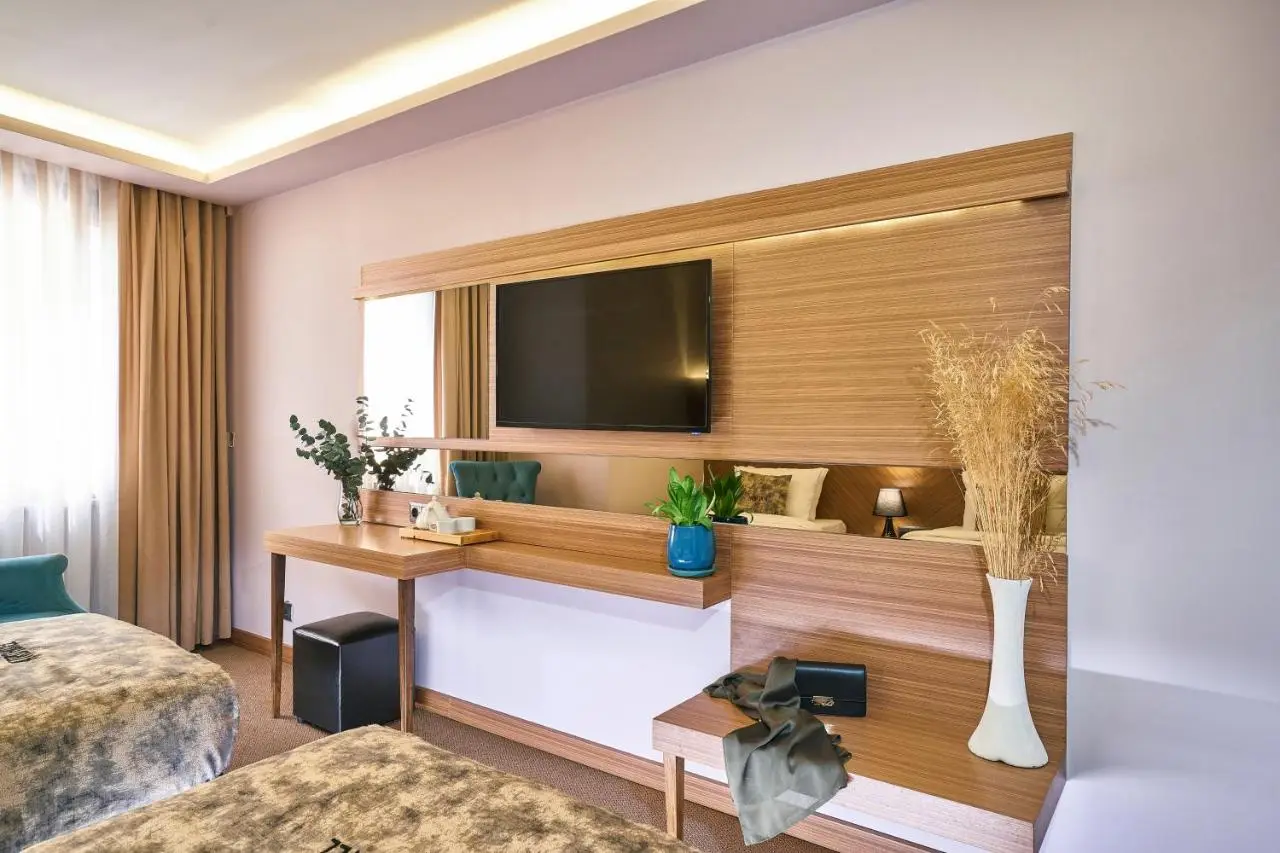 Atro Hotel