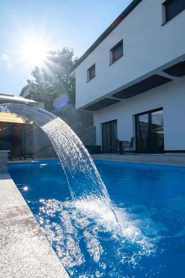 Villa Kula