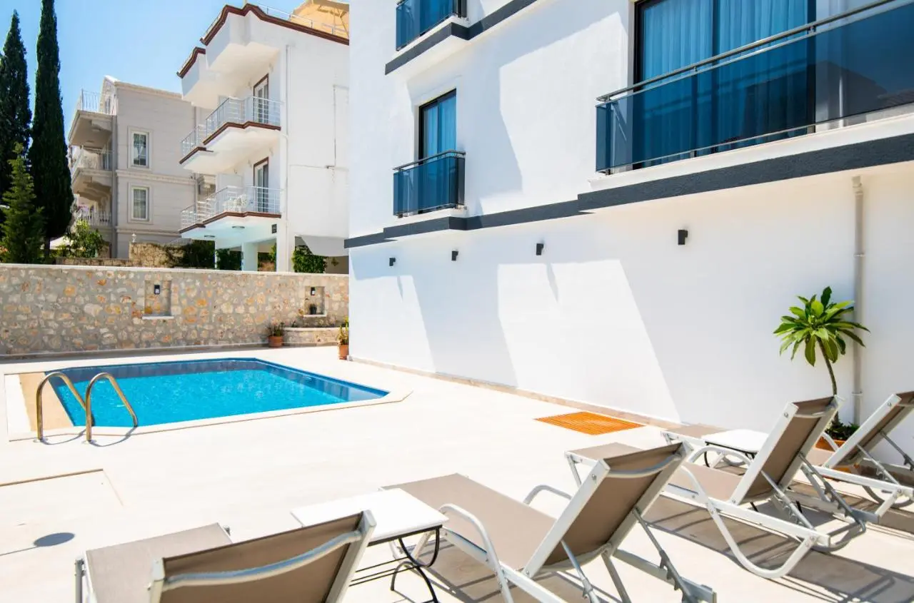 KAYA APARTMENTS