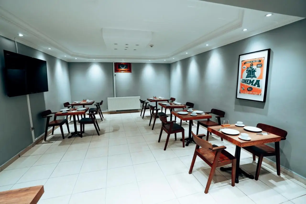 Gulliver Mansion Hotel
