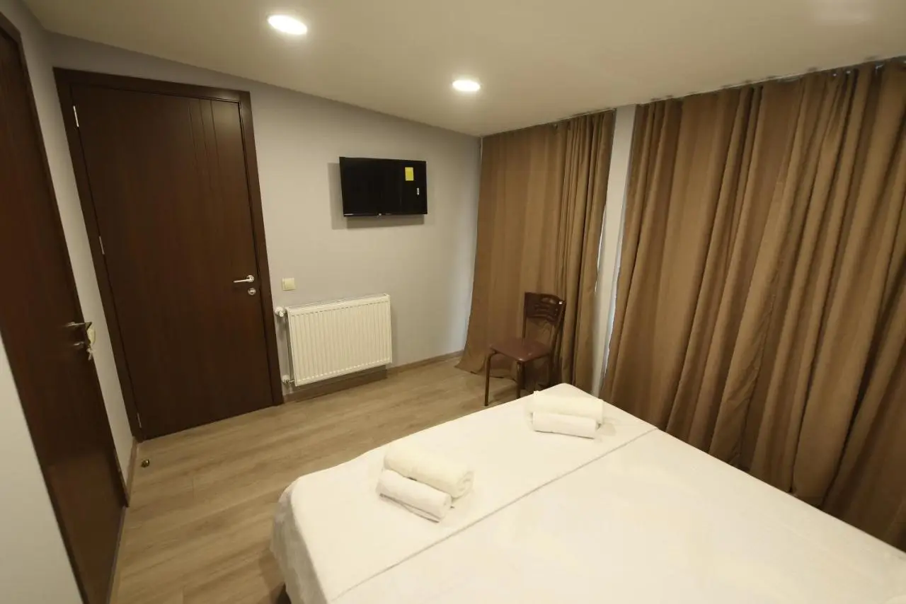 Family Hotel Avlabar