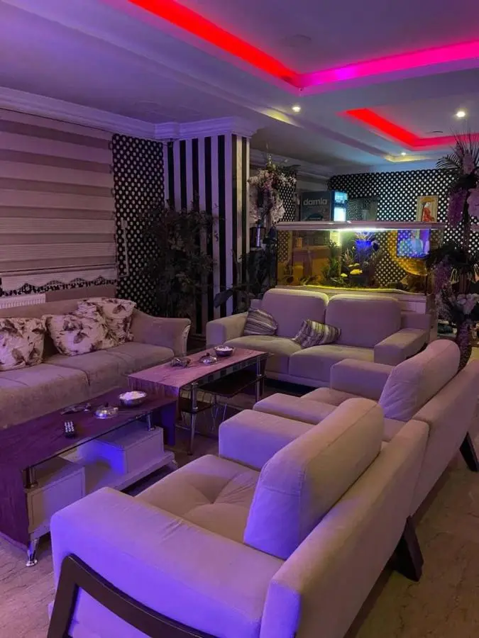 Dimet Park Hotel