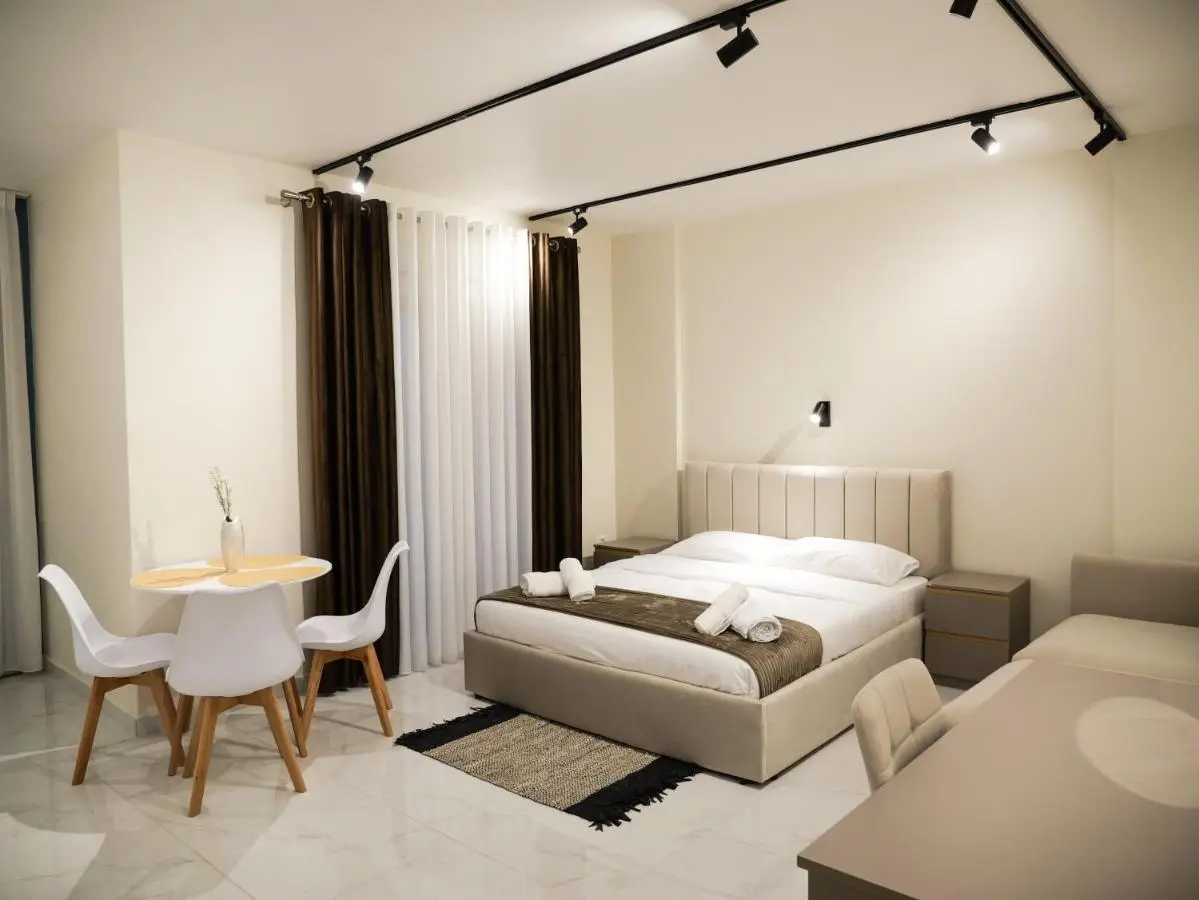 HORIZONT Central Stay Apart-Hotel