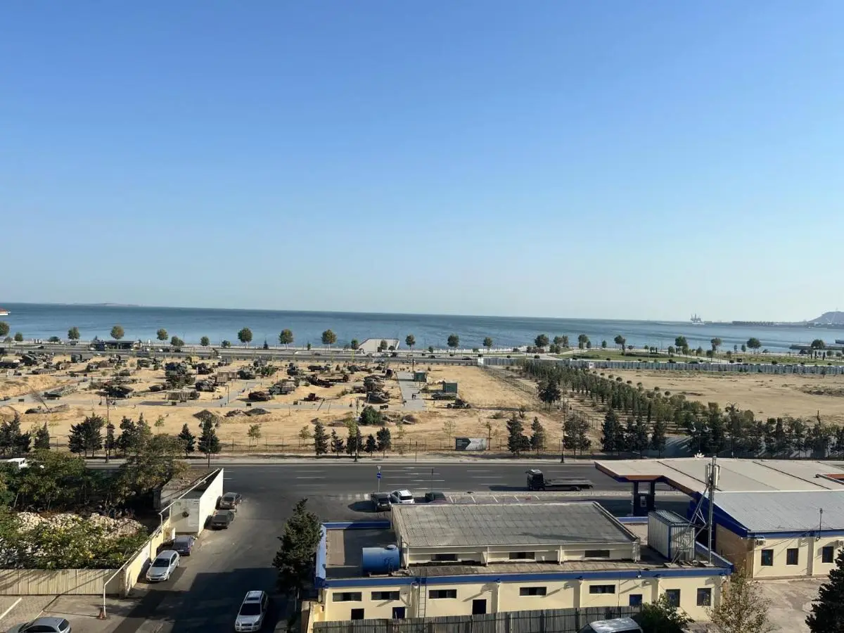 Sea view couple apartmant at boulvard,near nizami street