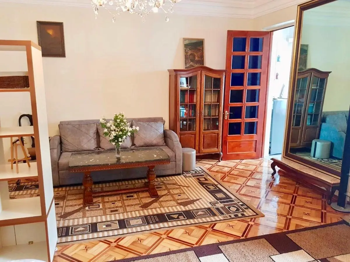 Sweet Home at Ninoshvili 3