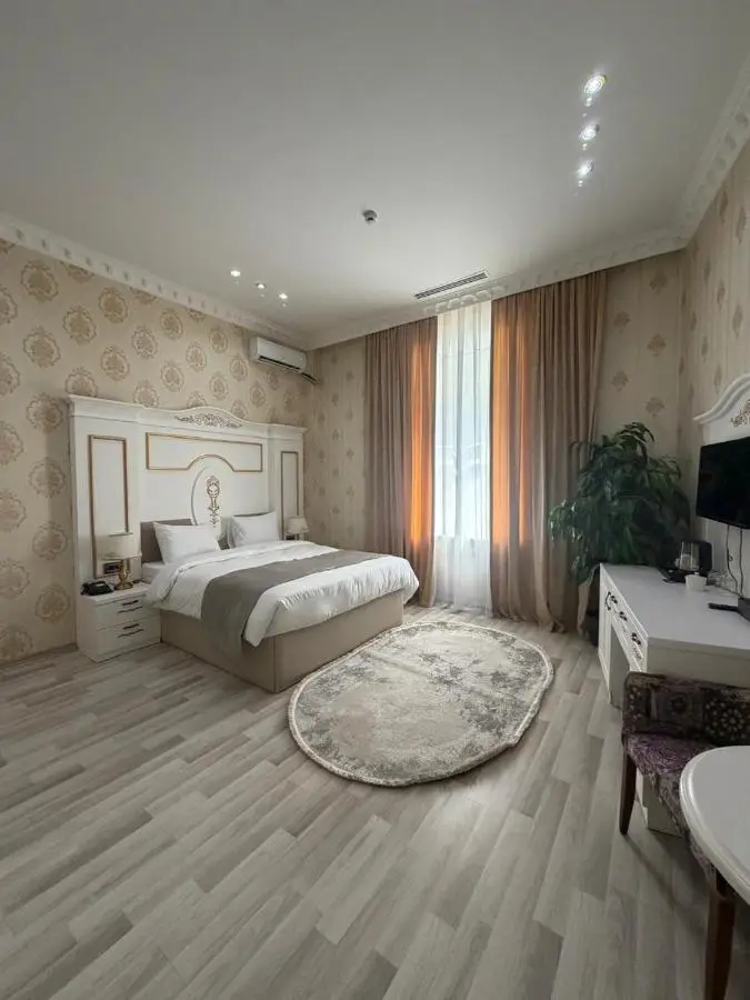 Nizami White Hotel City