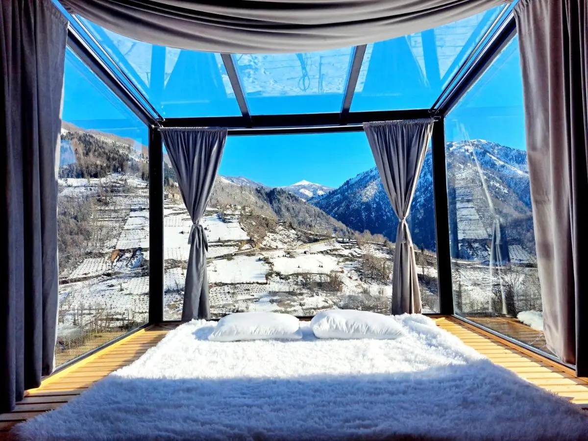 Glass House Merisi