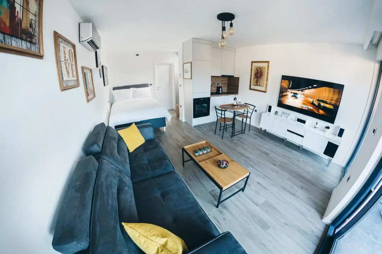 HelloSky Apartment