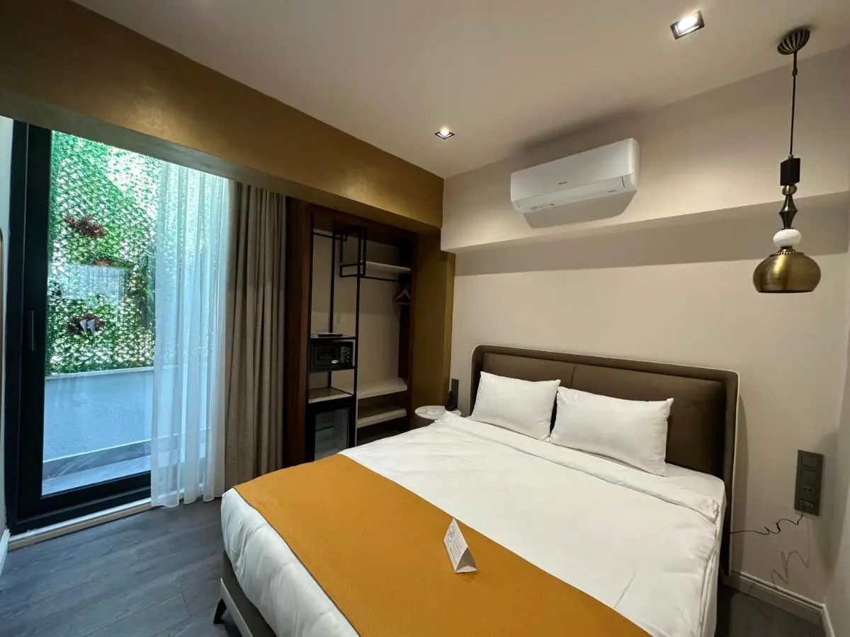 Smart and Simple Hotel Karakoy