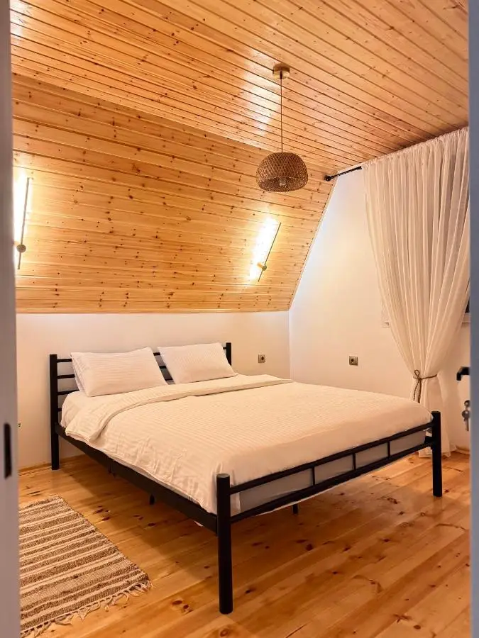 Utopia Inn უტოპია ინნ