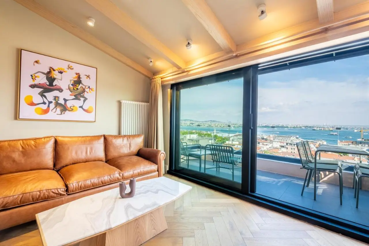 Mayer Residence